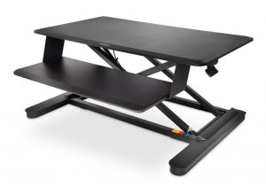 Stanowisko na biurko Kensington SmartFit® do pracy w pozycji stojącej lub siedzącej, czarne